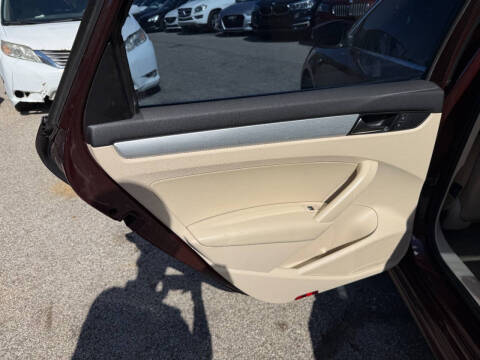 2013 Volkswagen Passat SE PZEV