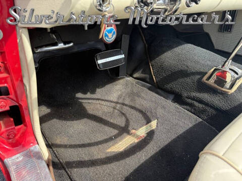 1957 Ford Thunderbird