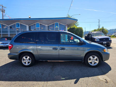 2005 Dodge Grand Caravan SXT