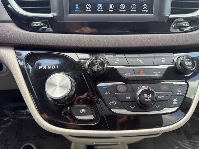 2018 Chrysler Pacifica Touring L