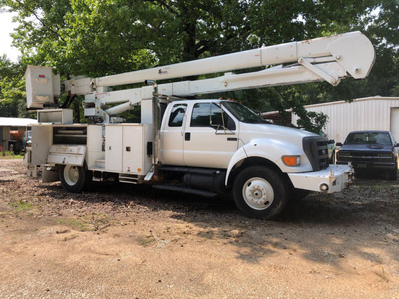 2004 Ford F-750 Super Duty