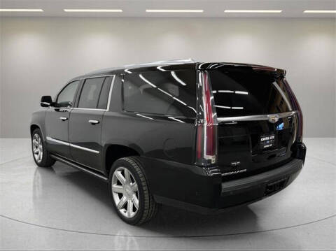 2020 Cadillac Escalade ESV Premium Luxury