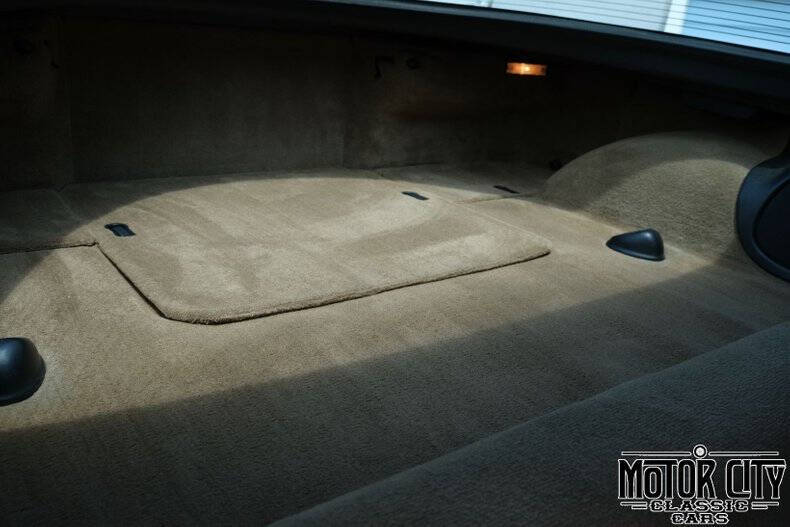 2004 Chevrolet Corvette