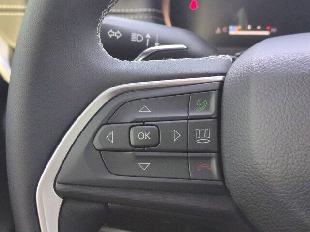 2025 Jeep Grand Cherokee Laredo X