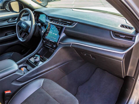 2023 Jeep Grand Cherokee L Altitude X