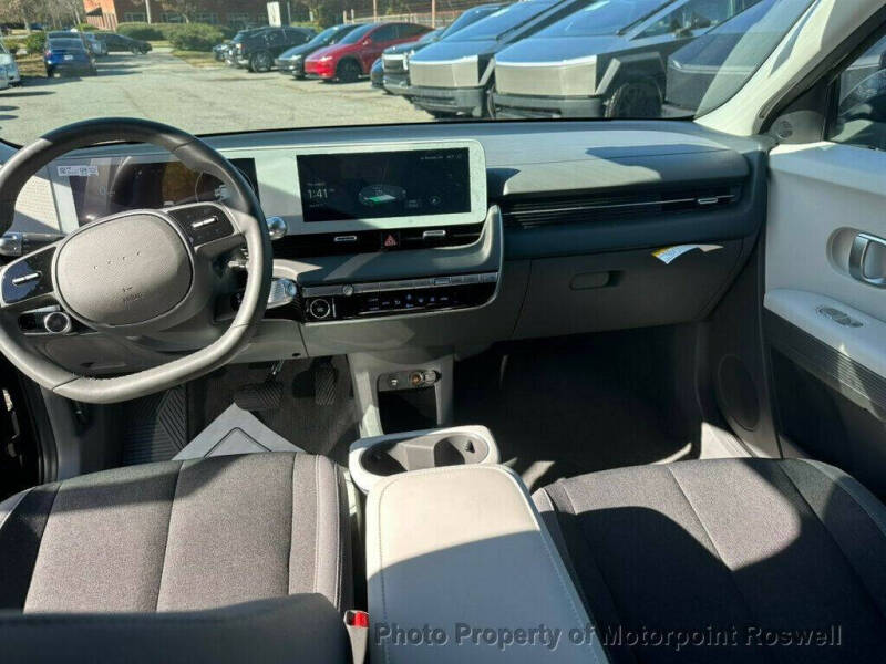 2024 Hyundai Ioniq 5 SEL