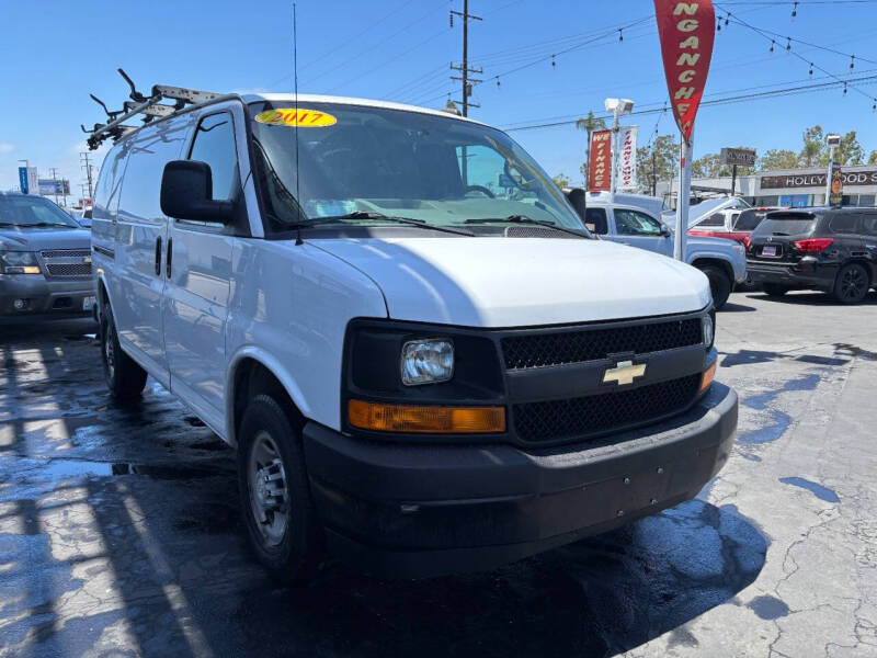 2017 Chevrolet Express 2500