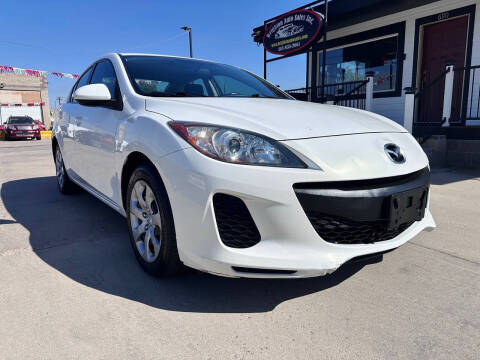2013 Mazda MAZDA3 i SV