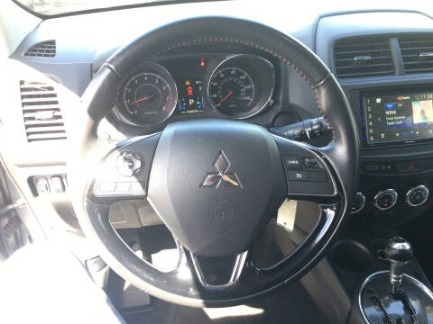 2017 Mitsubishi Outlander Sport LE