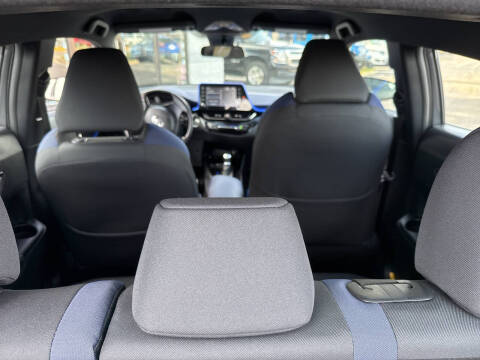 2021 Toyota C-HR XLE