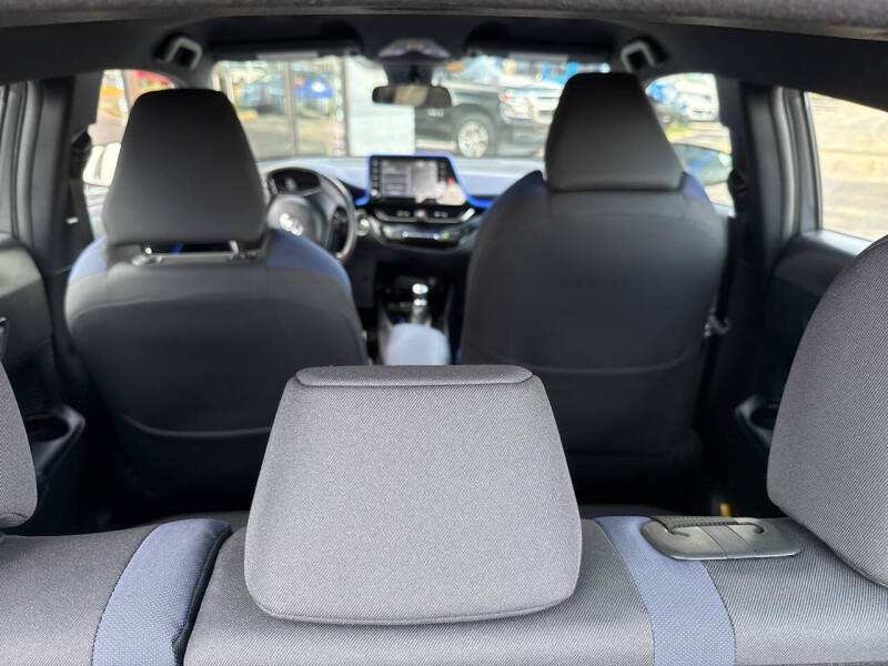 2021 Toyota C-HR XLE