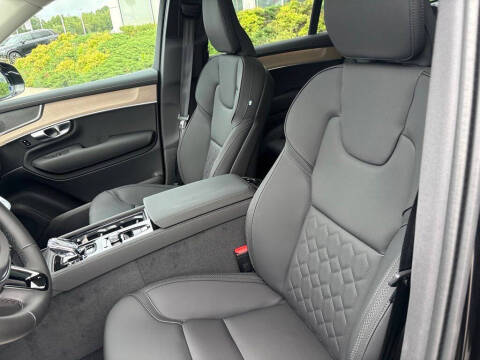2026 Volvo XC90 B5 Core