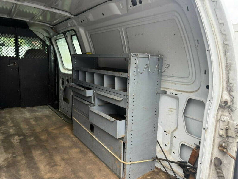 2005 Ford E-Series E-150