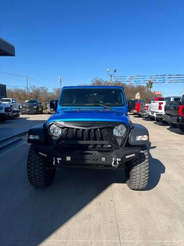 2022 Jeep Wrangler Unlimited for sale at A & V MOTORS in Hidalgo TX