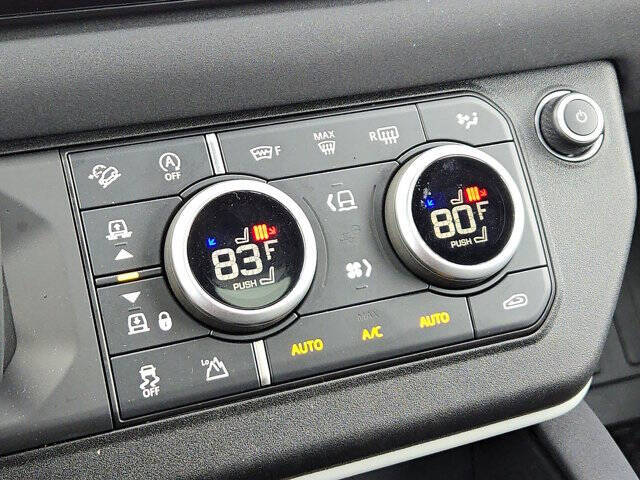 2023 Land Rover Defender 130 X-Dynamic SE