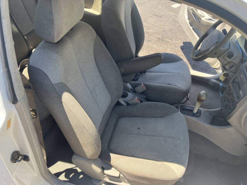 2002 Hyundai Accent GS