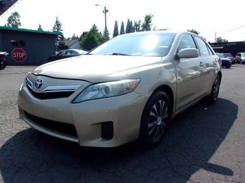 2010 Toyota Camry Hybrid for sale at ALPINE MOTORS in Milwaukie OR