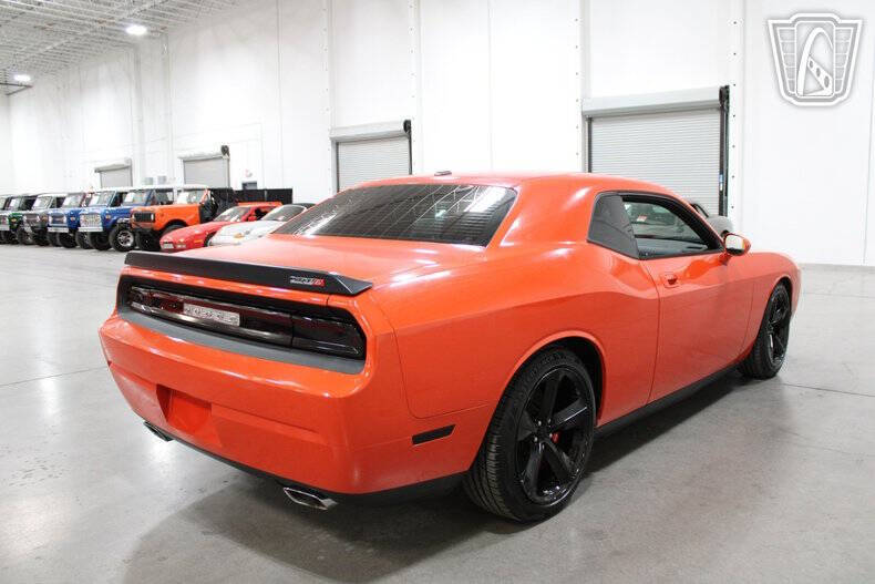 2009 Dodge Challenger SRT8