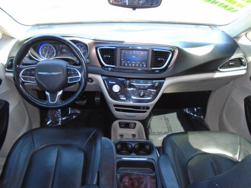 2018 Chrysler Pacifica Touring L