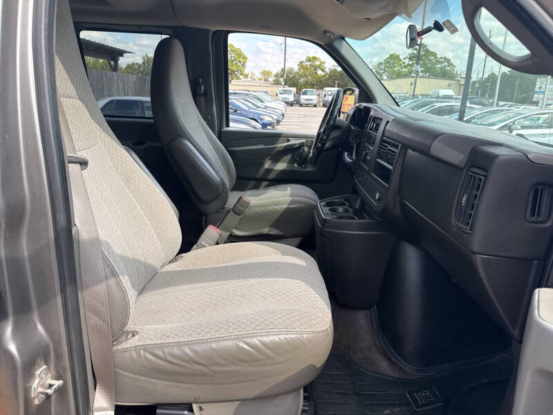 2010 Chevrolet Express LT 3500