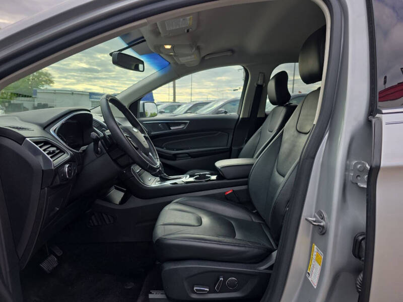 2017 Ford Edge Titanium