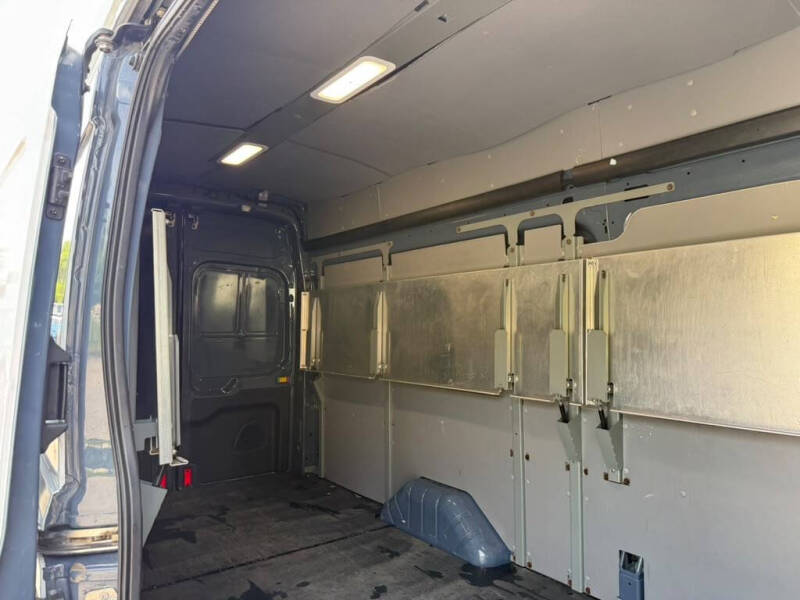 2020 Ford Transit 250