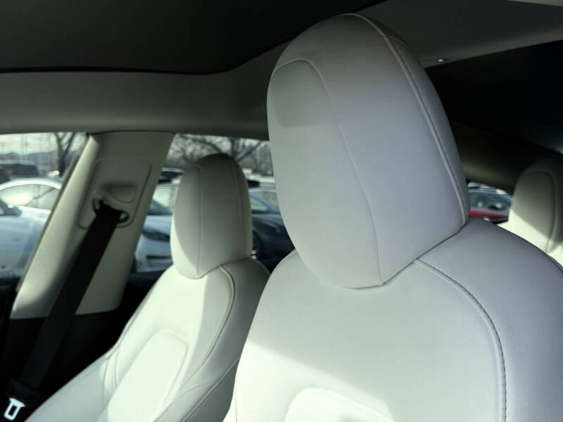 2022 Tesla Model 3 Performance