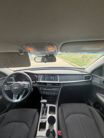 2019 Kia Optima LX