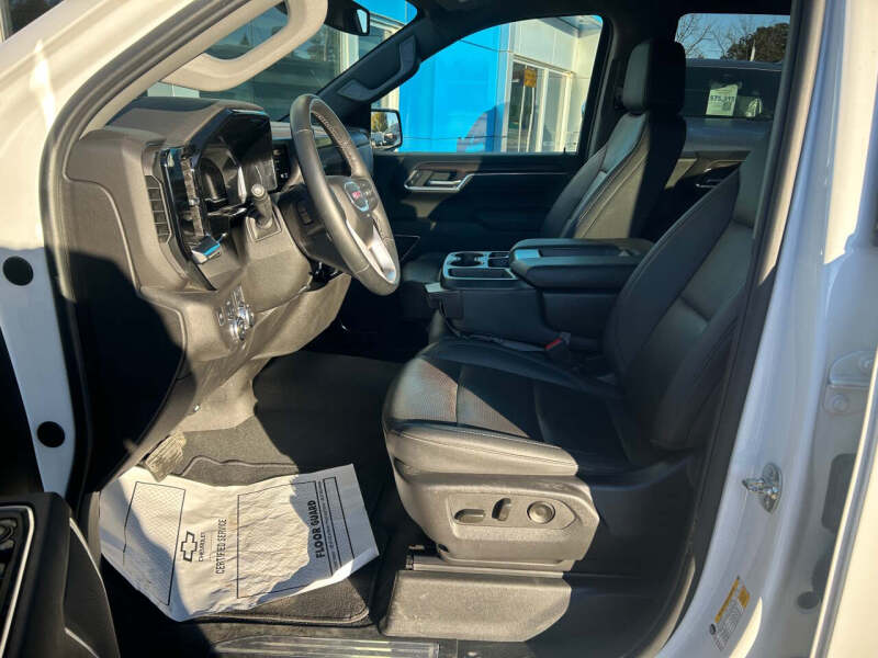 2025 GMC Sierra 1500