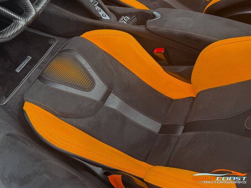 2025 McLaren 750S Spider