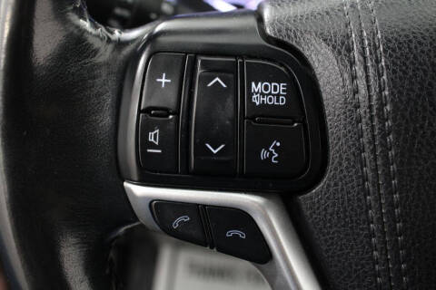 2017 Toyota Highlander SE