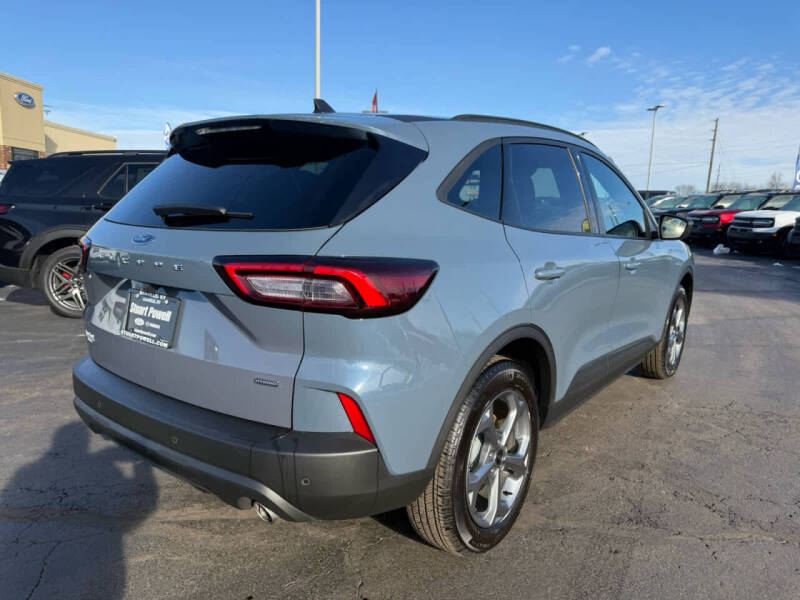 2025 Ford Escape Hybrid ST-Line