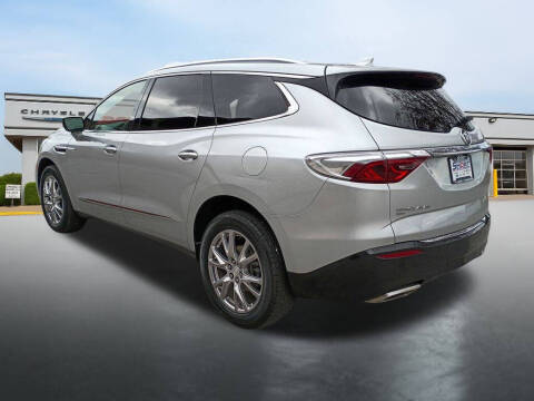 2022 Buick Enclave Essence