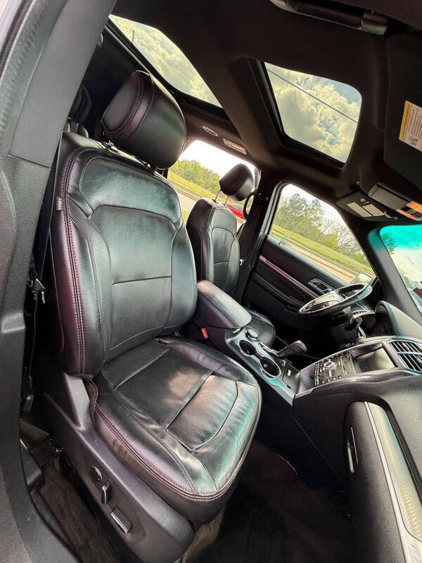 2016 Ford Explorer Sport