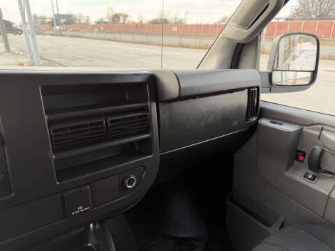 2020 GMC Savana 2500