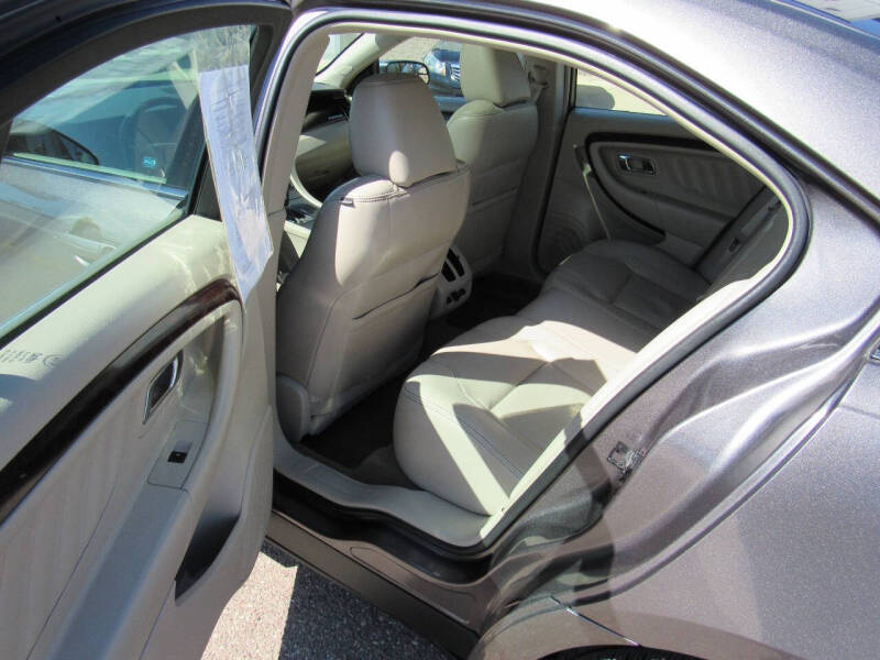 2012 Ford Taurus Limited