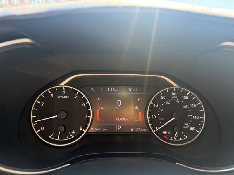 2017 Nissan Maxima Platinum