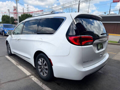 2019 Chrysler Pacifica Touring L Plus
