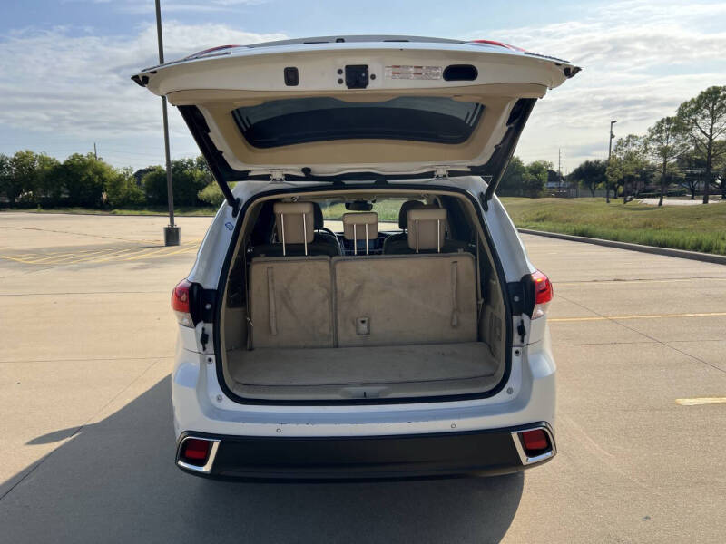 2018 Toyota Highlander Limited Platinum