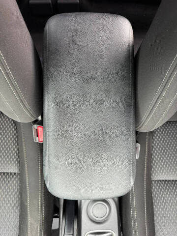 2016 Mitsubishi Outlander ES