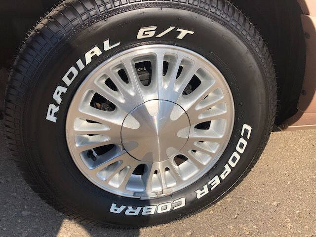 1996 Mercury Cougar for sale at Extreme Auto Plaza in Des Moines, IA