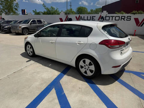 2016 Kia Forte5 LX