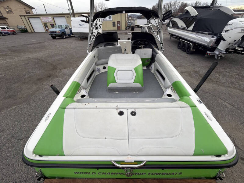 2003 Centurion Storm