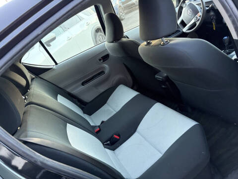 2012 Toyota Prius c Four