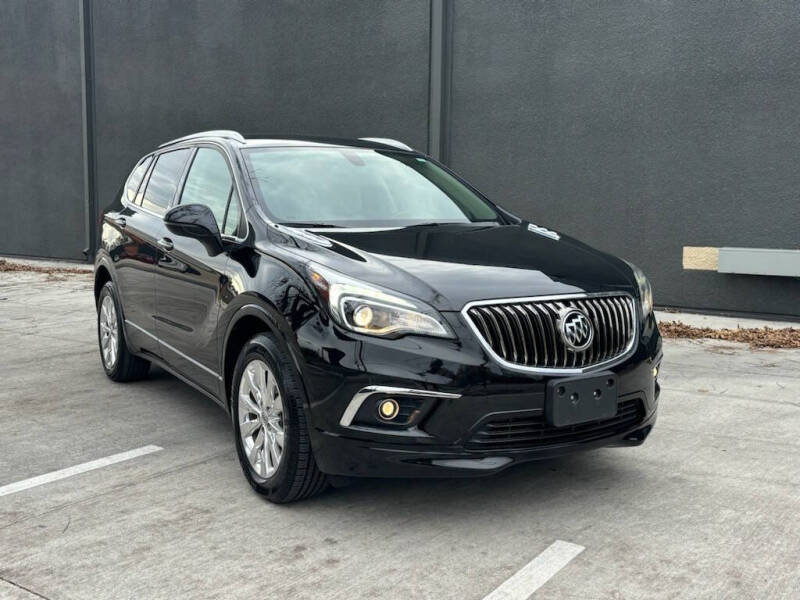 2017 Buick Envision Essence photo 2