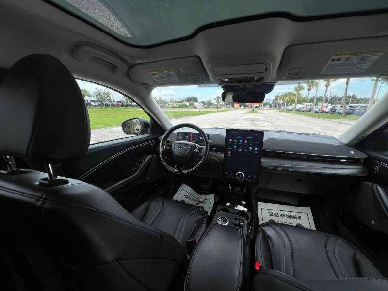 2022 Ford Mustang Mach-E Premium