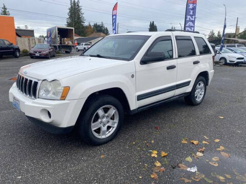 2006 Jeep Grand Cherokee for sale at MK MOTORS in Marysville WA