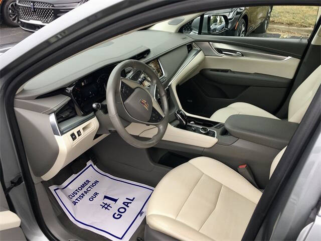 2023 Cadillac XT5 Premium Luxury