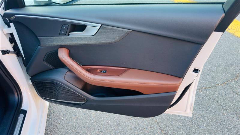 2019 Audi A4 quattro Premium Plus 45 TFSI