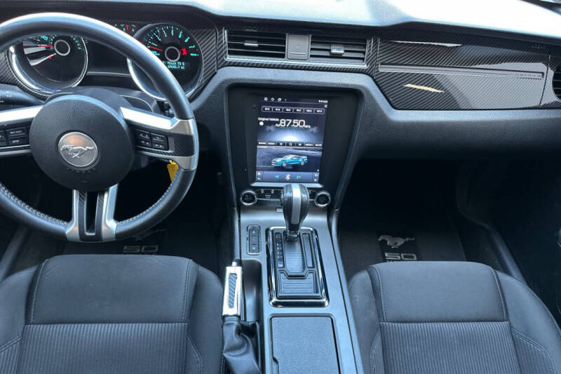 2014 Ford Mustang V6